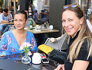 Candy Wu (Pernod Ricard Deutschland), Nicole Jüttner @ 20. Agenturen-Sommerfest (©Foto. Martin Schmtz)